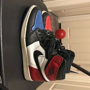 Jordan 1 top 3 size 8.5